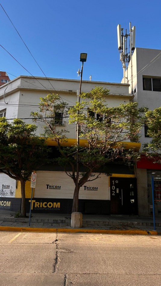 ALQUILER de OFICINAS en Microcentro de Neuquen