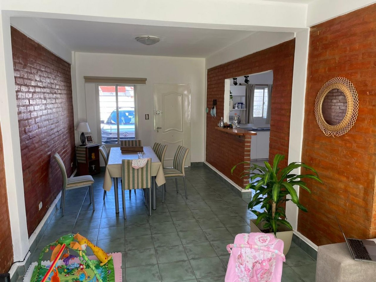 ALQUILER Duplex 3 dormitorios en Barrio Santa Genoveva - Neuquen