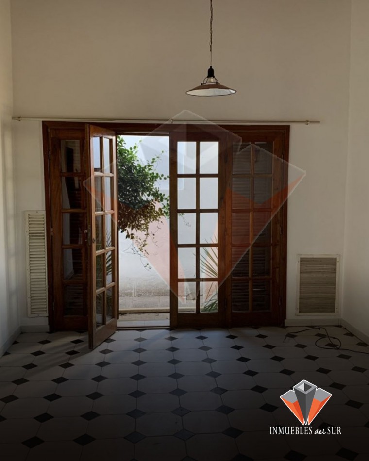 VENTA CASA EN GENERAL ROCA 